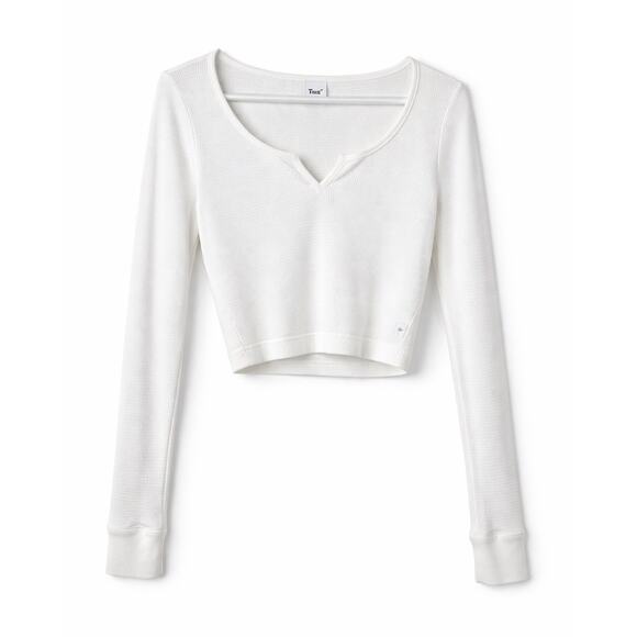 TNA Tops - Aritzia TNA White Waffle Knit Cropped Long Sleeve Top – Size M